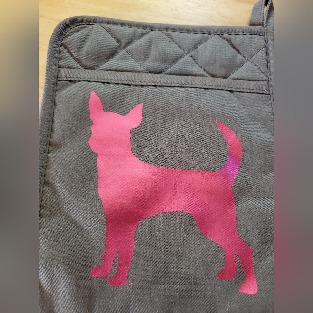 NWOT  Chihuahua lover dog lover gift, dog kitchen pot holder